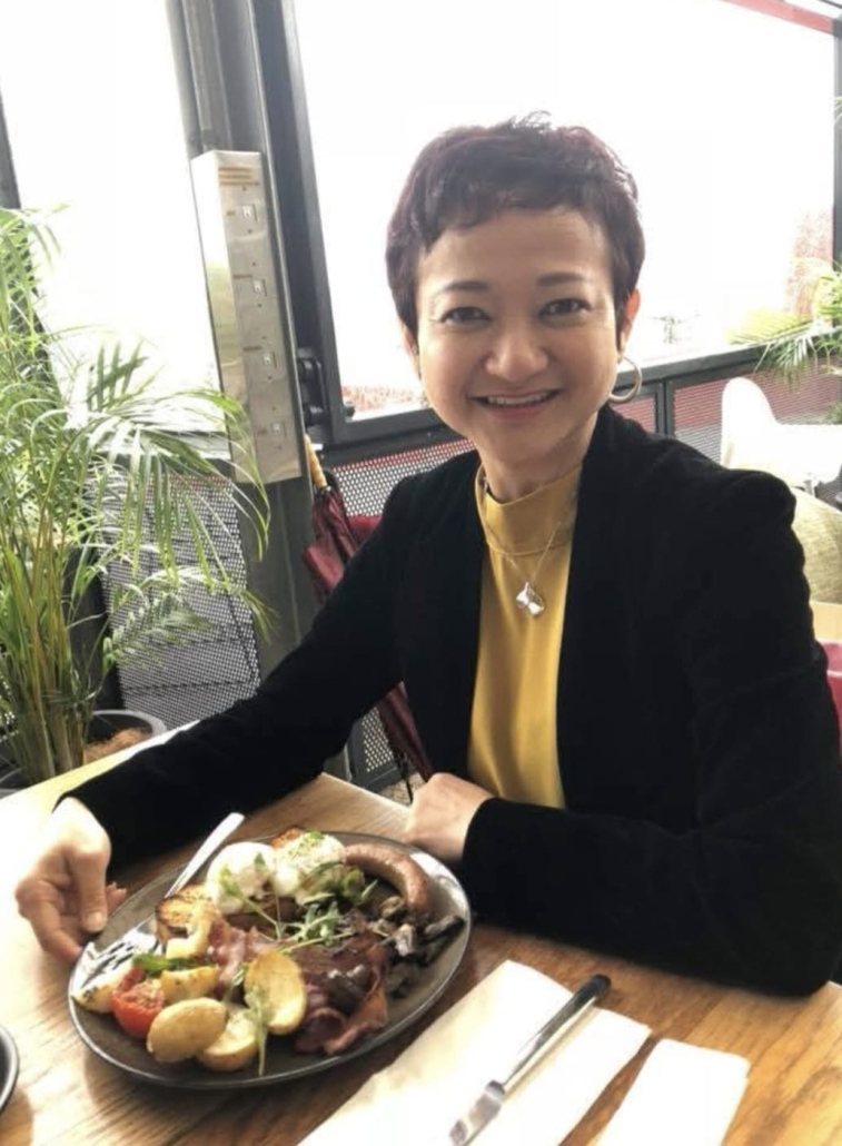 Maylin Healing Having Lunch